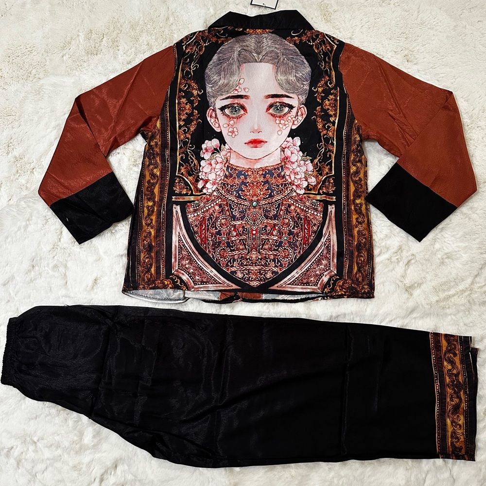 Cartoons printed woman’s silks pajamas sets